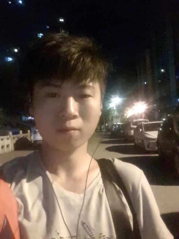 流星的瞬间的第一张照片--漳浦征婚网