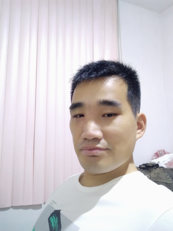 大男孩的第一张照片--漳浦征婚网