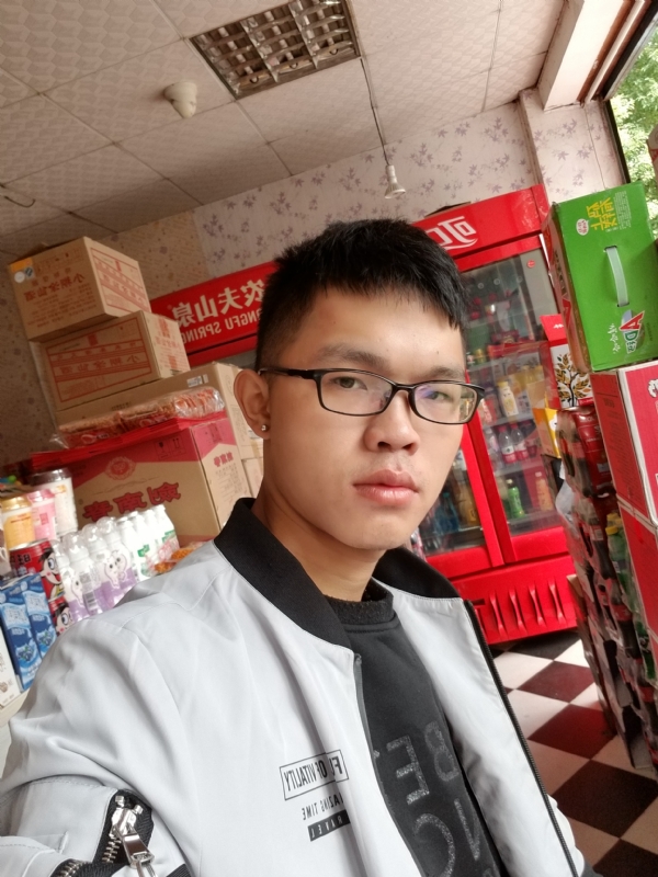 柒年的第一张照片--漳浦征婚网