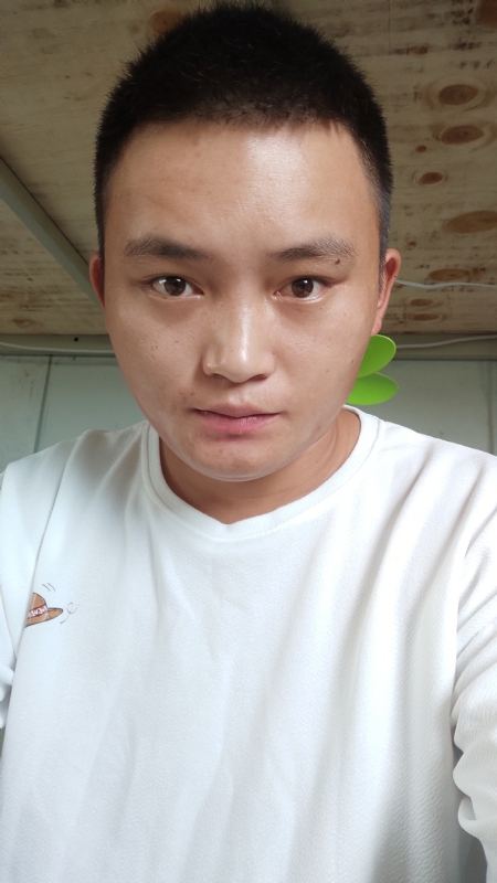 水里面的云呀的第一张照片--漳浦征婚网