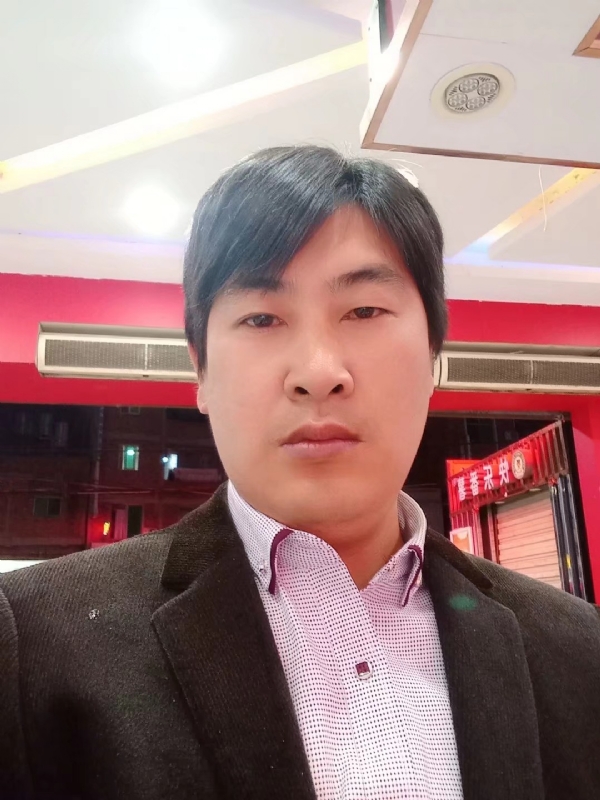 奔跑的第二张照片--漳浦征婚网