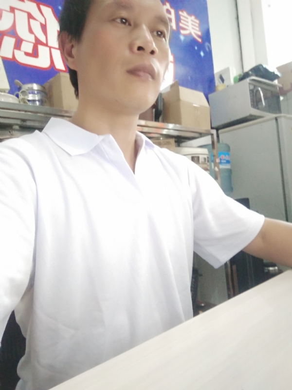 深蓝色的海的第一张照片--漳浦征婚网