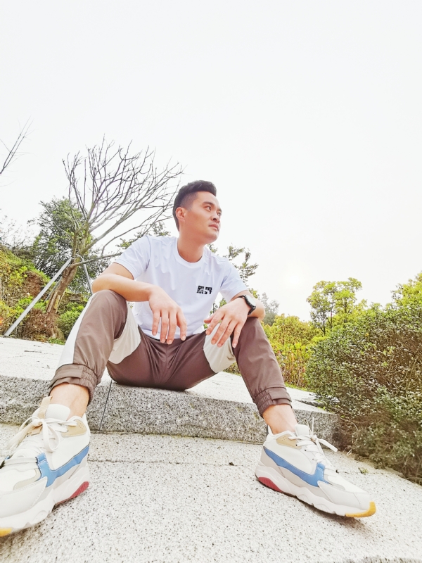 一个人，干净利落的第一张照片--漳浦征婚网