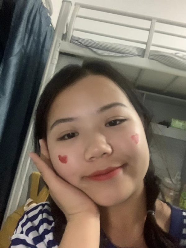 轻轻的一片云的第一张照片--漳浦征婚网