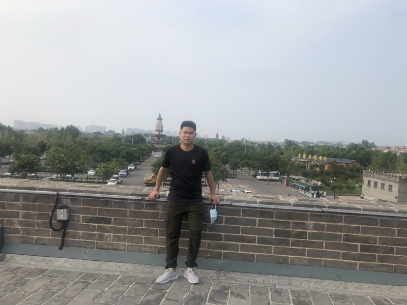 123.向左向右的第一张照片--漳浦征婚网
