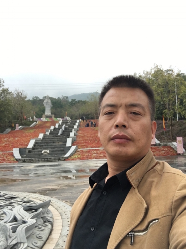 开心的松鼠的第二张照片--漳浦征婚网