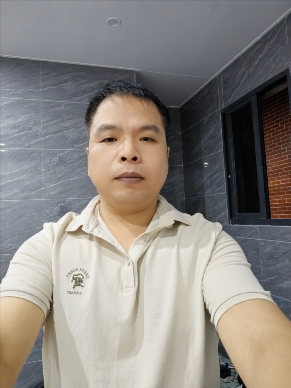 刘两水的第一张照片--漳浦征婚网